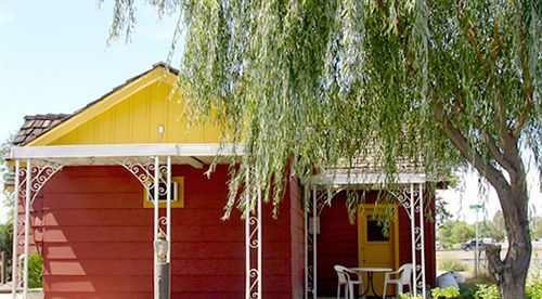 Modoc Inn Альтурас Экстерьер фото